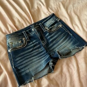 Miss Me Mid-Rise denim stretch shorts, size 26.
